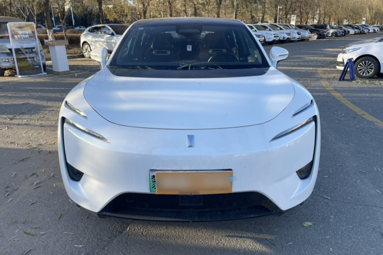 Avatr 11 2024 car image #4
