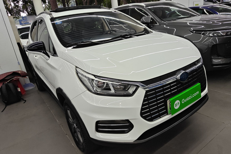 BYD Yuan 2019 car image #4