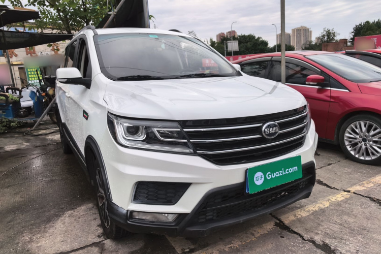 SWM斯威汽车 SWM斯威X3 2022 #4 SWM斯威汽车 SWM斯威X3 2022 汽车图片 #4