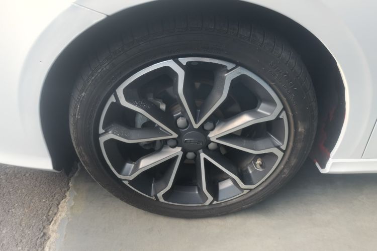 GEELY Binray 2021 immagine di auto #4