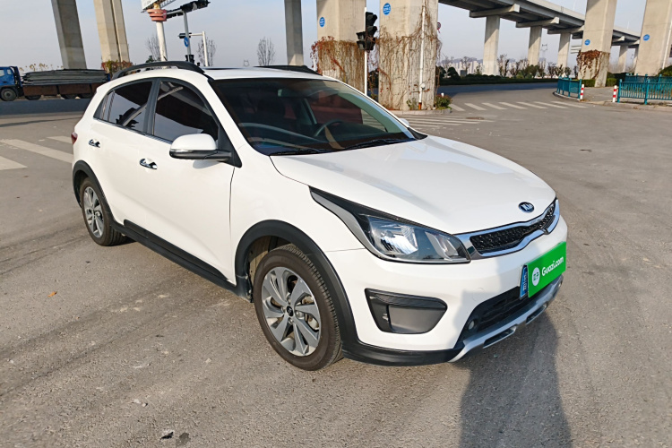Kia Rio Cross 2017 car image #4