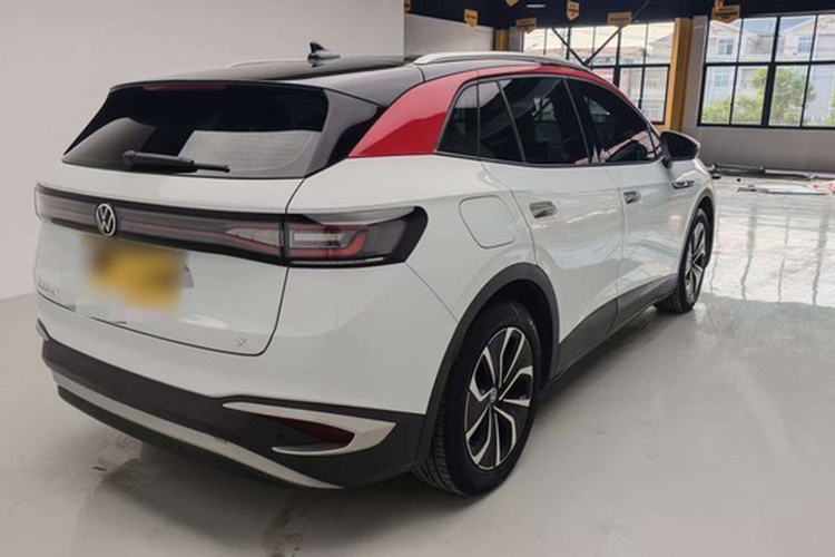 Volkswagen ID.4 X 2021 immagine di auto #4