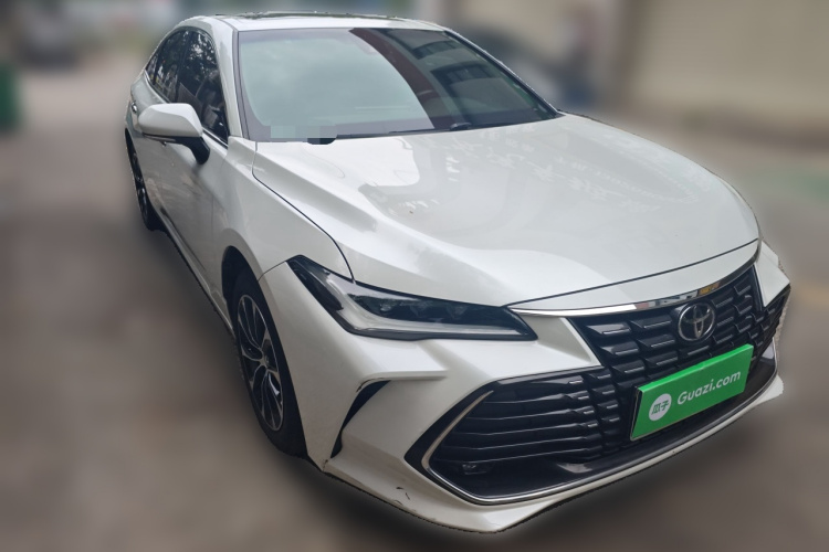 Toyota Avalon 2023 car image #4