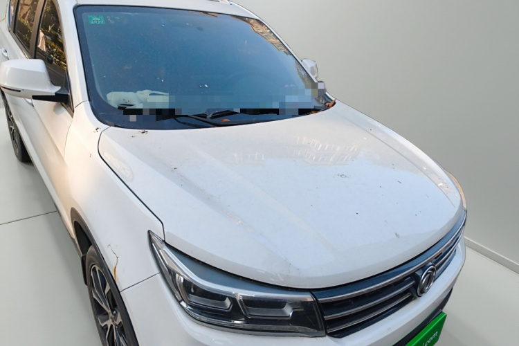 Forthing JOYEAR X5 2017 #4 Forthing JOYEAR X5 2017 car image #4