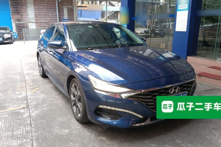 Hyundai Lafesta 2019 car image #4