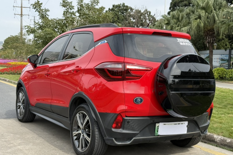 BYD Yuan New Energy 2018 car image #4