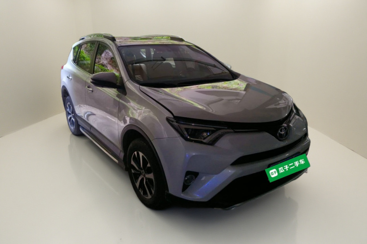 Toyota RAV4 2016 car image #4