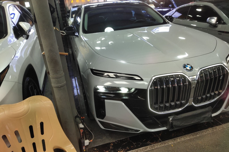 BMW i7 2023 #4 BMW i7 2023 image de voiture #4