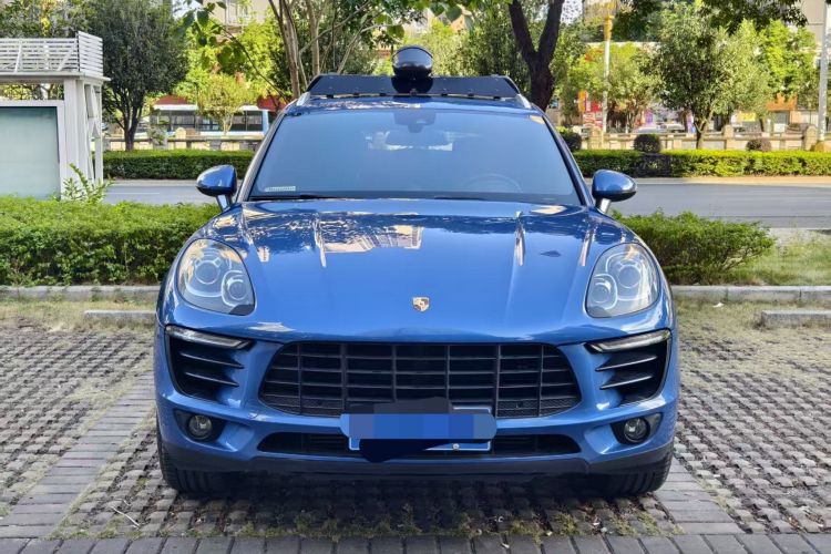 2018 immagine di auto #4