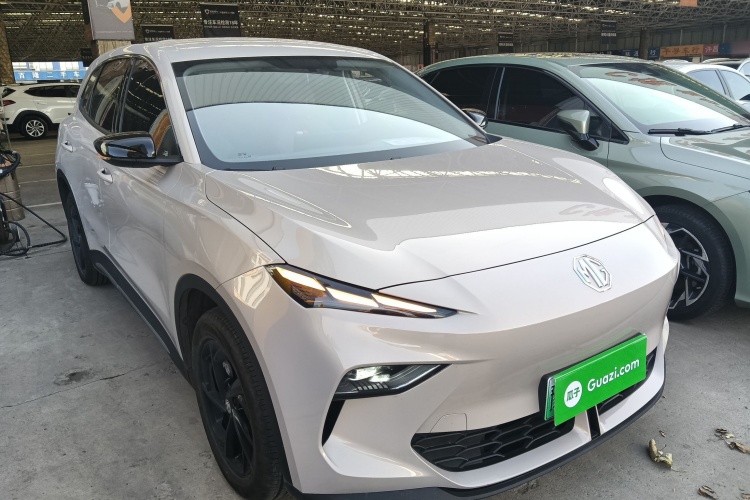 MG ES5 2025 #4 MG ES5 2025 car image #4