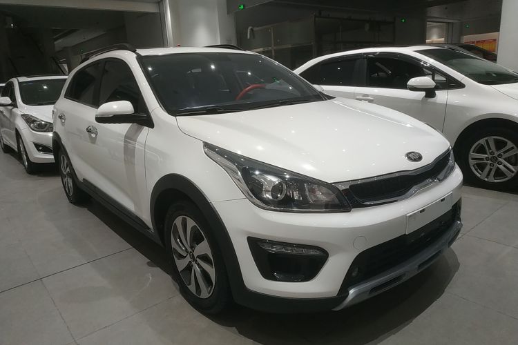 Kia Rio Cross 2019 car image #4