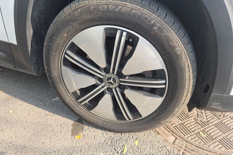 Mercedes-Benz EQB Class 2023 #4 Mercedes-Benz EQB Class 2023 car image #4