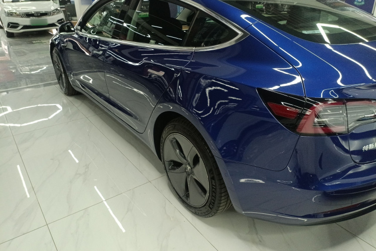 Tesla Model 3 2020 image de voiture #4