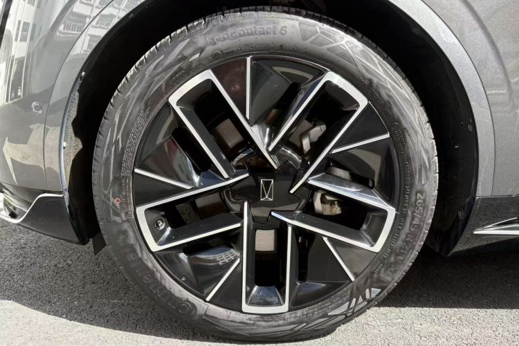 阿维塔 阿维塔11 2024 汽车图片 #4