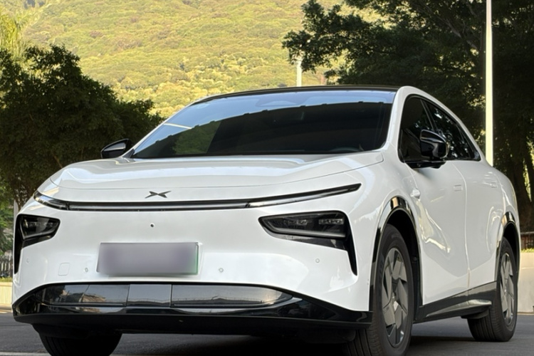 Xpeng G7 2025 #4 Xpeng G7 2025 car image #4