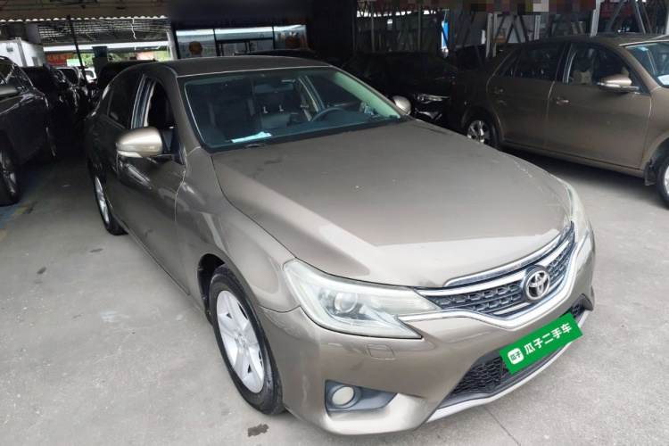 Toyota Reiz 2013 immagine di auto #4