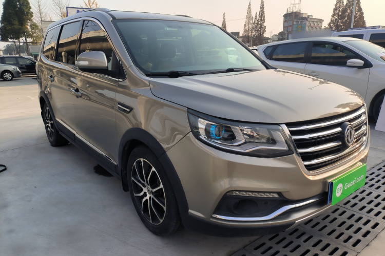 Forthing SX6 2018 car image #4