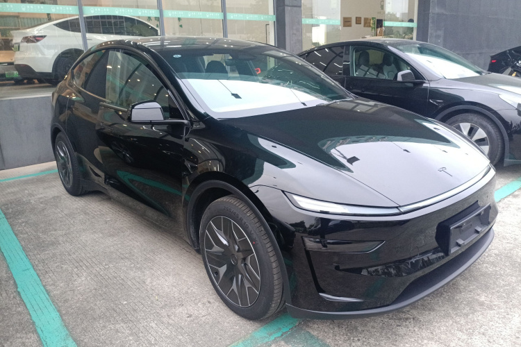 特斯拉 Model Y L 2025 汽车图片 #4