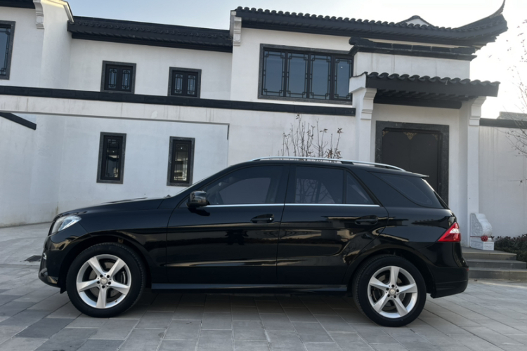 Mercedes-Benz M Class 2016 #4 Mercedes-Benz M Class 2016 car image #4