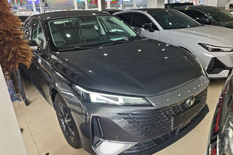 Changan Lamore 2023 #4 Changan Lamore 2023 car image #4