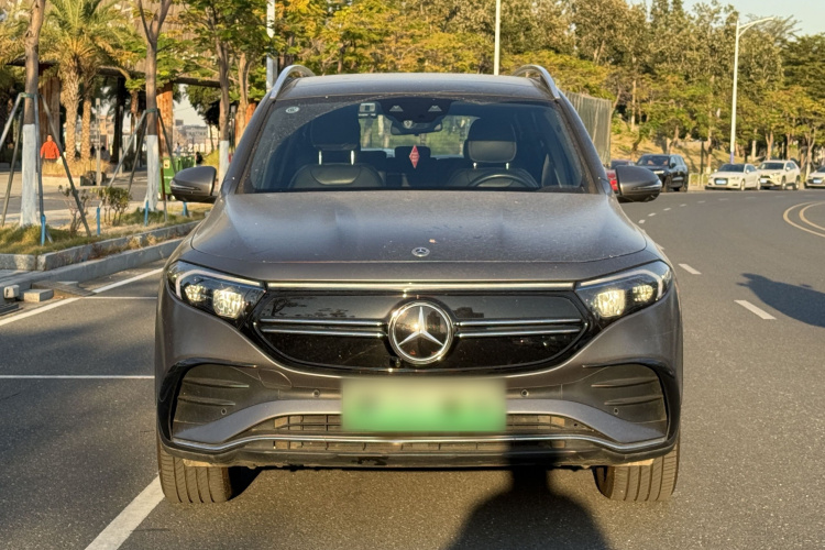 Mercedes-Benz EQB Class 2022 #4 Mercedes-Benz EQB Class 2022 car image #4