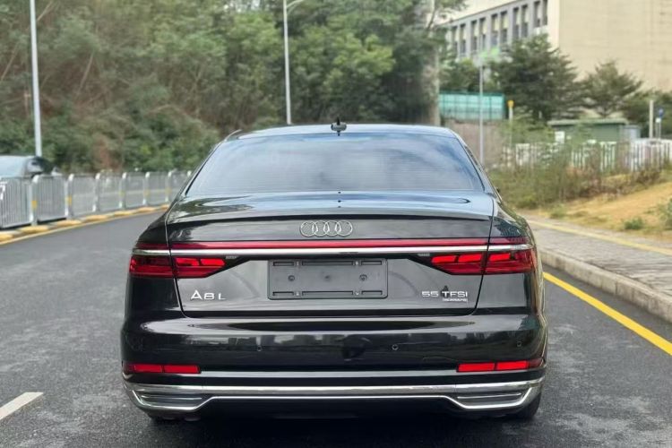 Audi A8 2020 car image #4