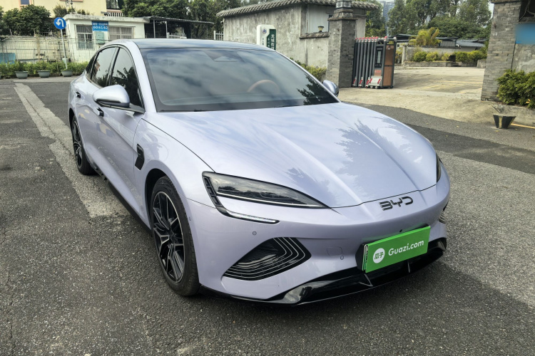 BYD Seal 2024 immagine di auto #4