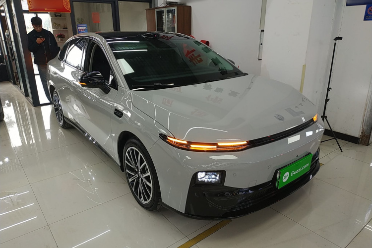 零跑汽车 零跑B01 2025 汽车图片 #4