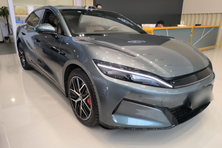 BYD HanL 2025 صورة سيارة #4