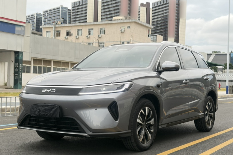 BYD Sea Lion 05 DM-i 2025 car image #4