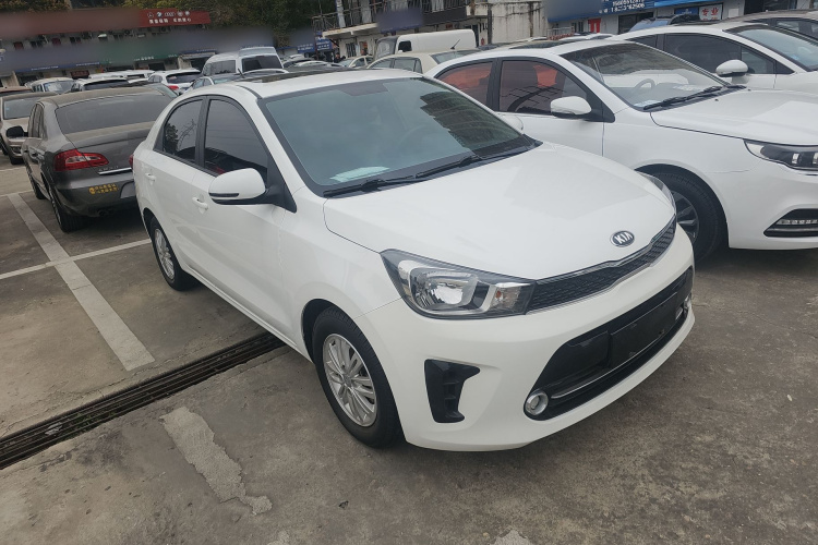 起亚 焕驰 2018 汽车图片 #4