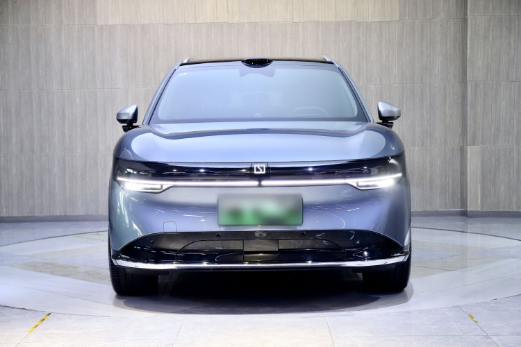 Zeekr 7X 2024 car image #4