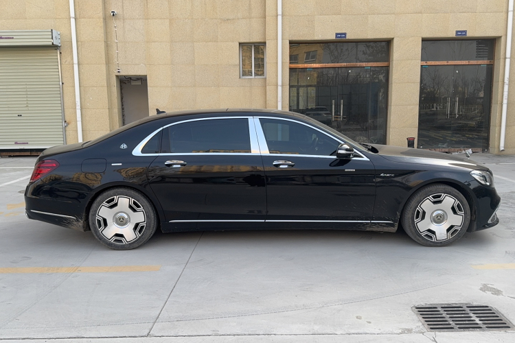 Mercedes-Benz Maybach S Class 2016 car image #4