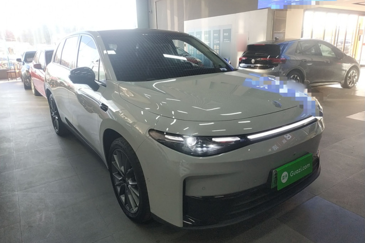 零跑汽车 零跑C10 2025 汽车图片 #4