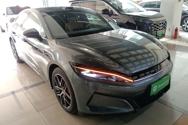 BYD HanL 2025 car image #4