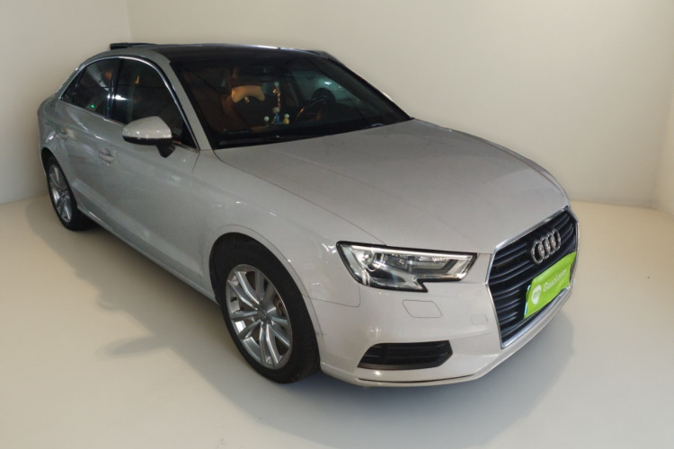 Audi A3 2018 car image #4