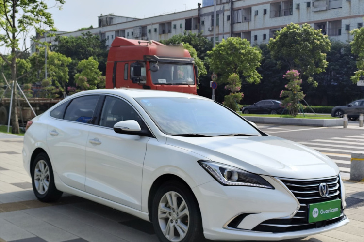 Changan Eado 2019 image de voiture #4