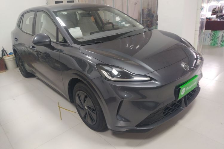 MG 4 EV 2025 car image #4