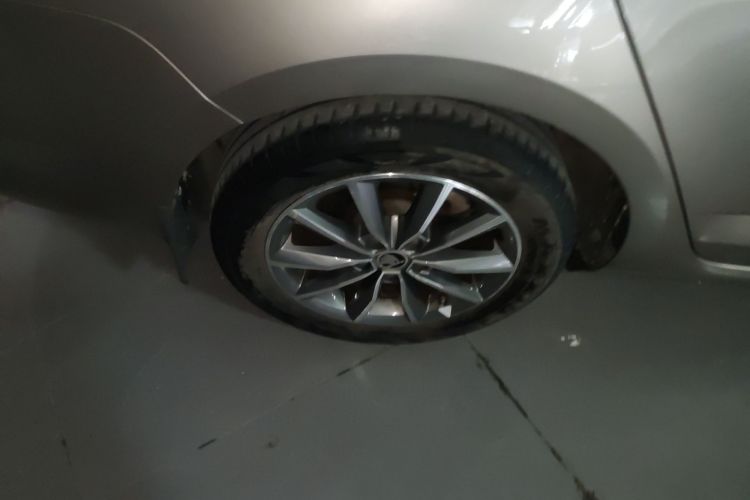 Skoda Octavia 2019 car image #4