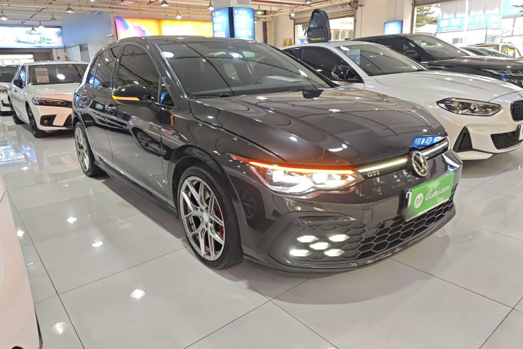 Volkswagen GolfGTI 2022 car image #4