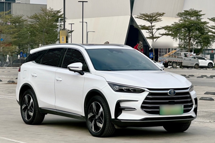 BYD Tang New Energy 2023 car image #4