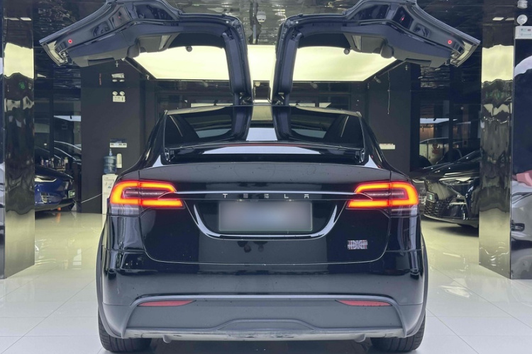 特斯拉 Model X 2023 汽车图片 #4