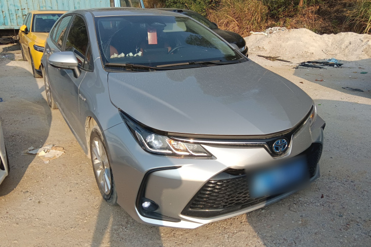 Toyota Corolla 2023 image de voiture #4