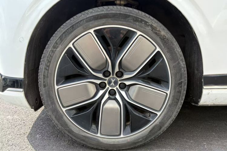 Xpeng G9 2022 #4 Xpeng G9 2022 immagine di auto #4