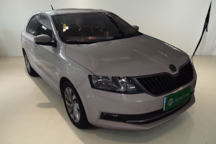 Skoda Rapid 2020 #4 Skoda Rapid 2020 imagen de coche #4
