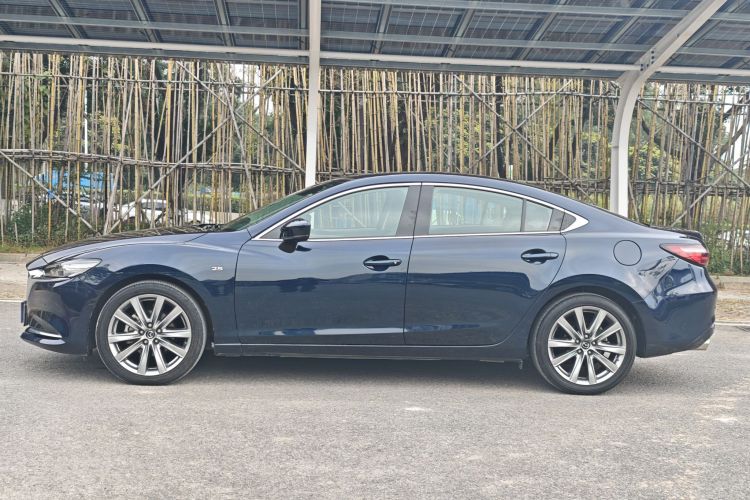 Mazda Atenza 2023 car image #4