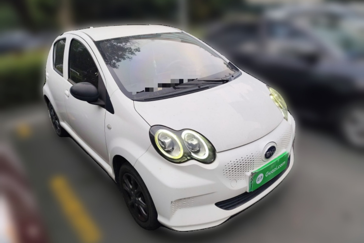 BYD e1 2019 #4 BYD e1 2019 car image #4