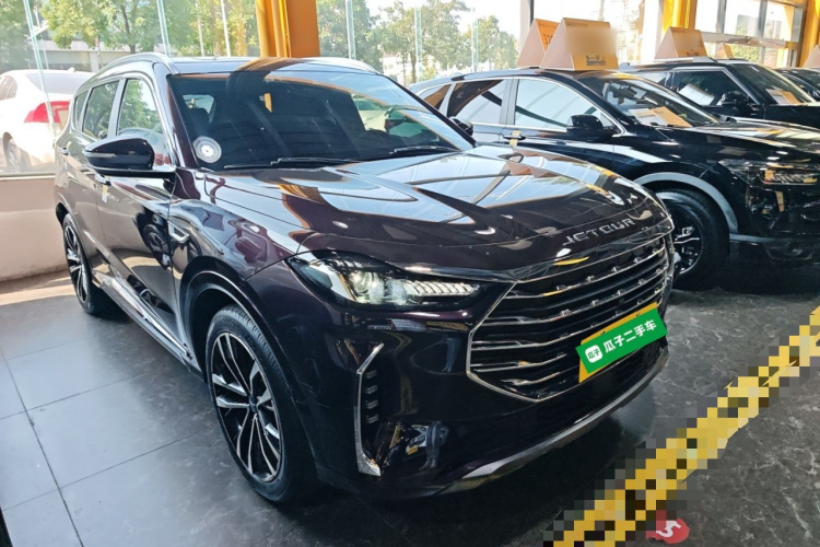 X70 PLUS 2021 car image #4