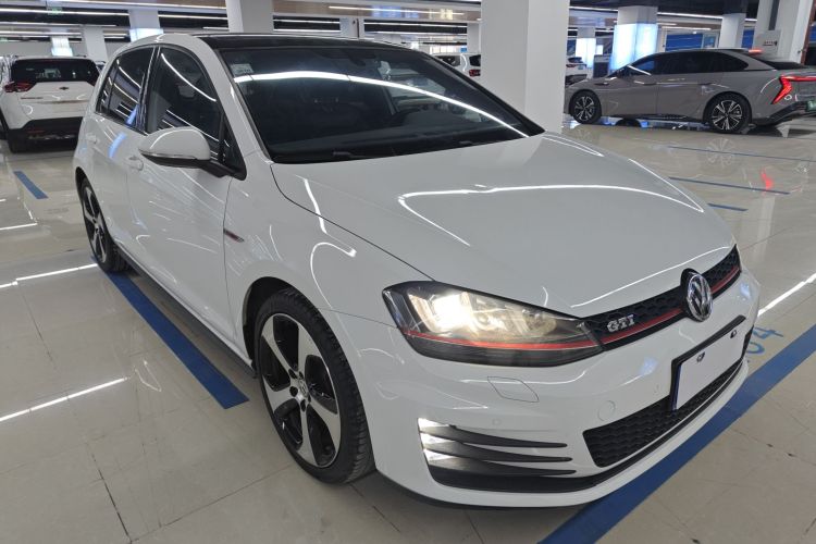 Volkswagen GolfGTI 2016 car image #4