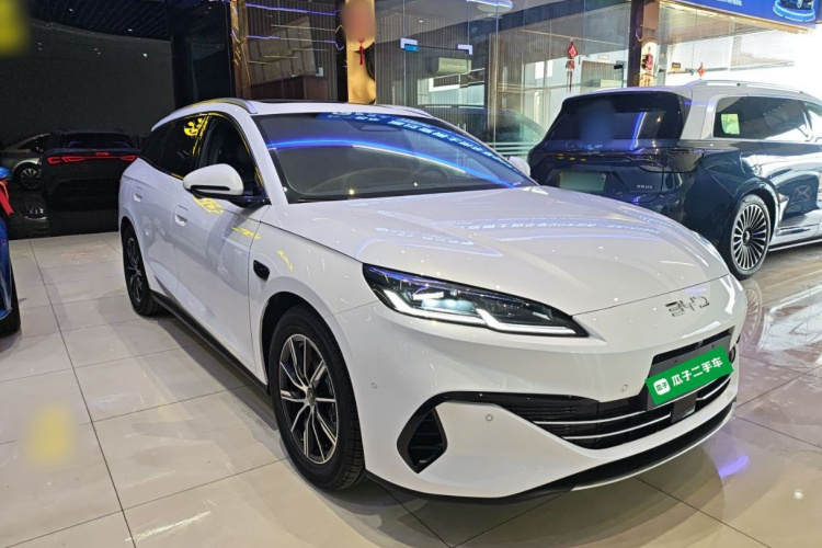 BYD Seal 06 DM-i 2025 #4 BYD Seal 06 DM-i 2025 immagine di auto #4